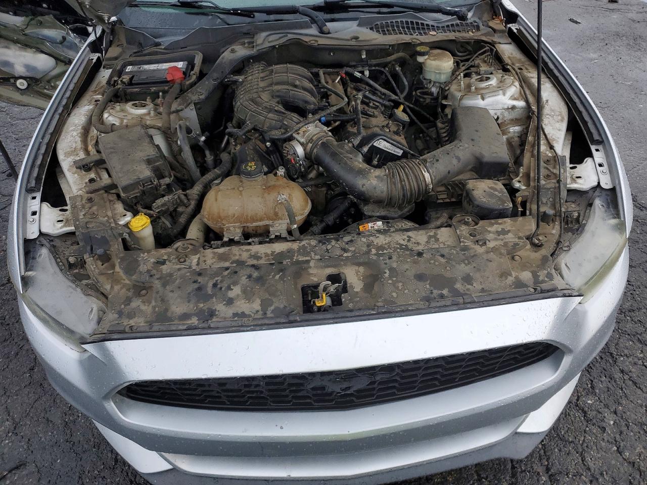 2015 FORD MUSTANG photo 21