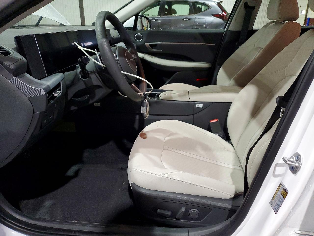 2025 HYUNDAI SONATA SEL photo 7