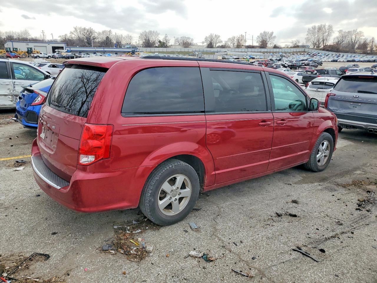 2011 DODGE GRAND CARAVAN MAINSTREET photo 5