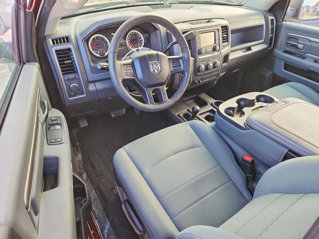 2018 RAM 2500 ST photo 8