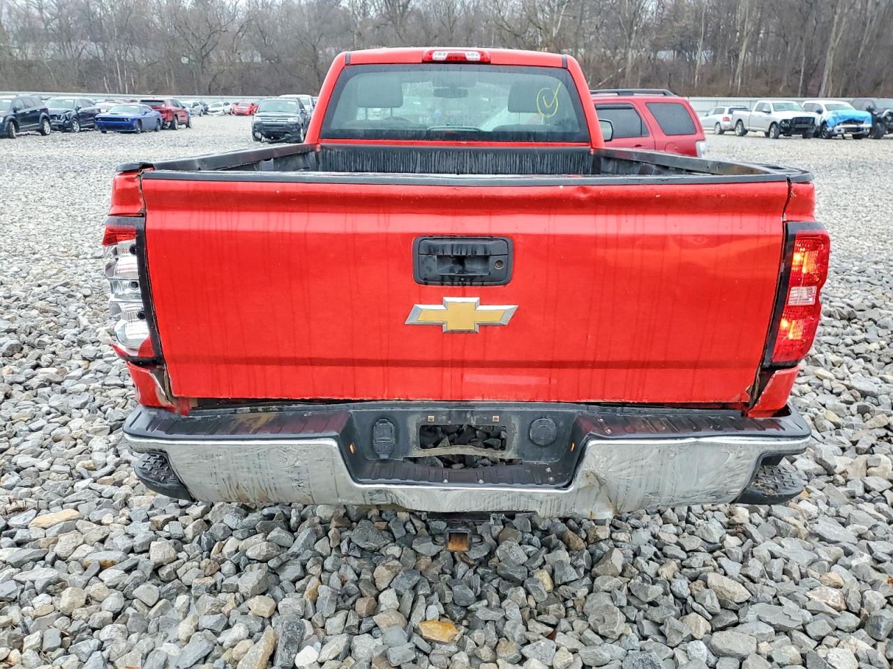 2018 CHEVROLET SILVERADO C1500 photo 11