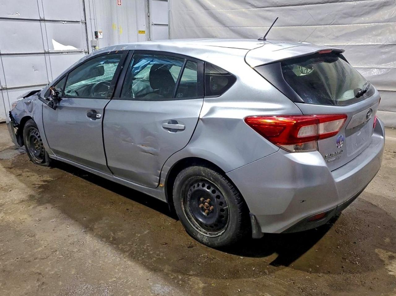 2017 SUBARU IMPREZA photo 2