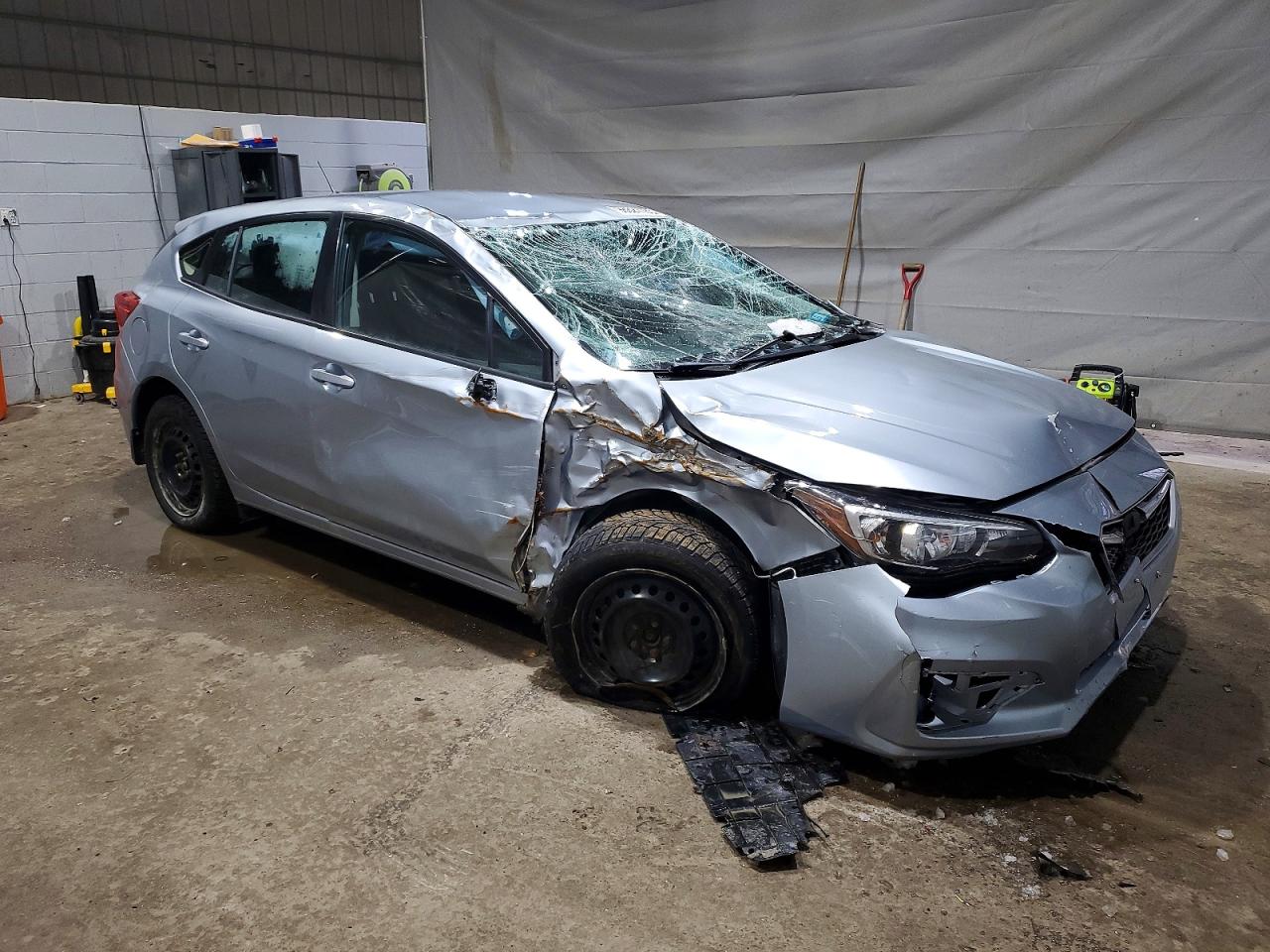 2017 SUBARU IMPREZA photo 4