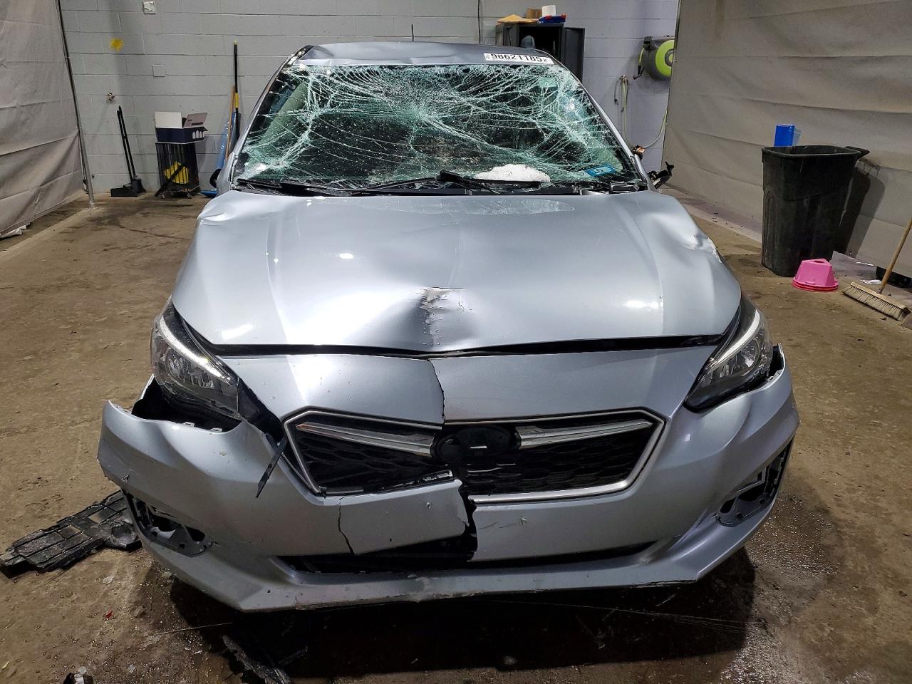 2017 SUBARU IMPREZA photo 5