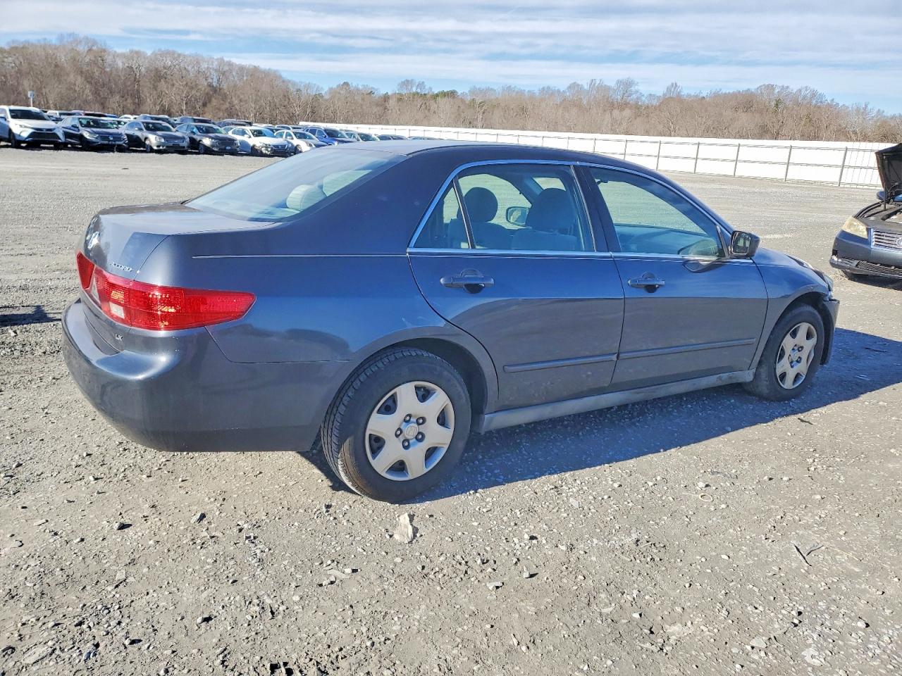 2005 HONDA ACCORD LX photo 3