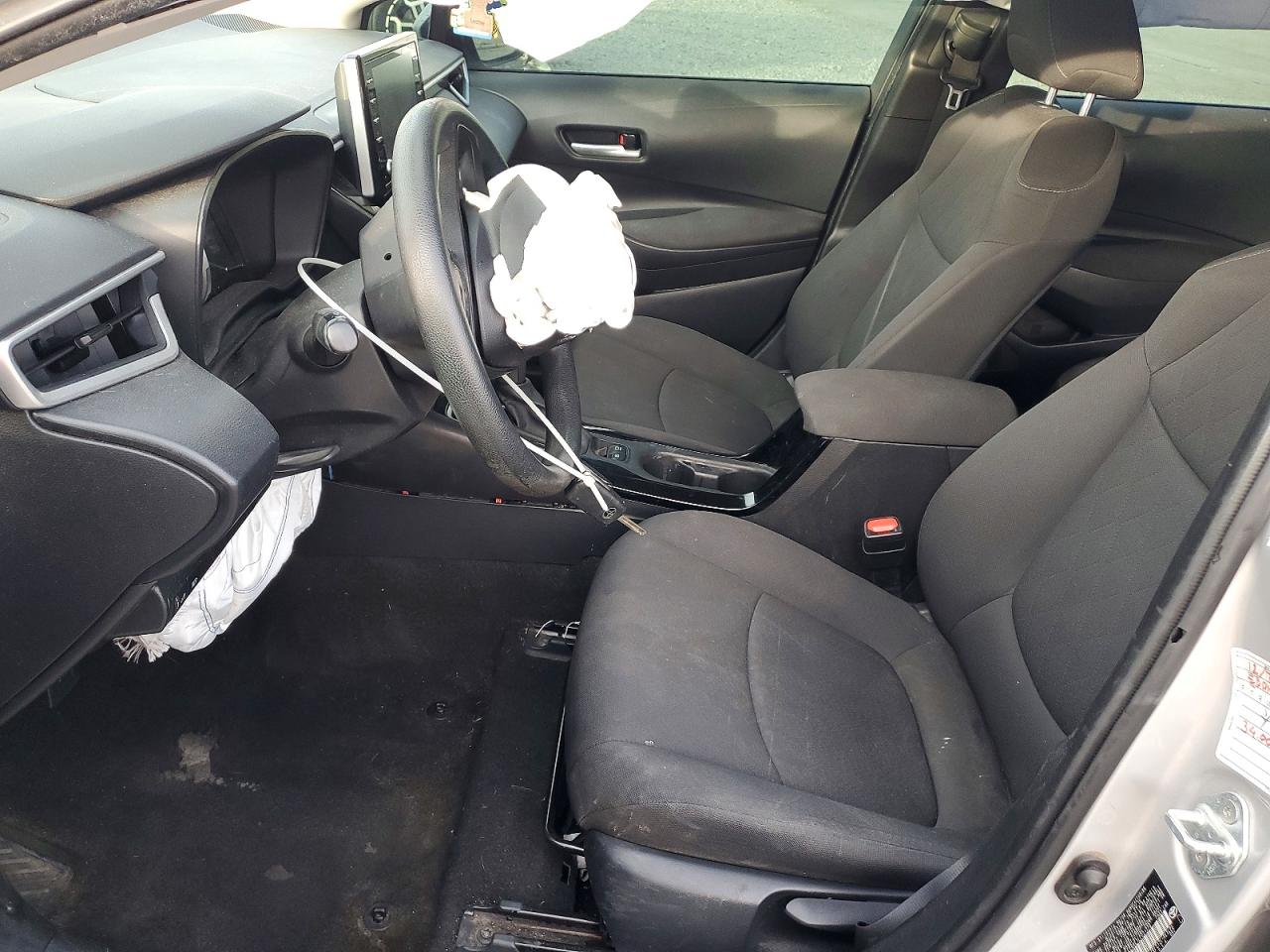2020 TOYOTA COROLLA LE photo 7