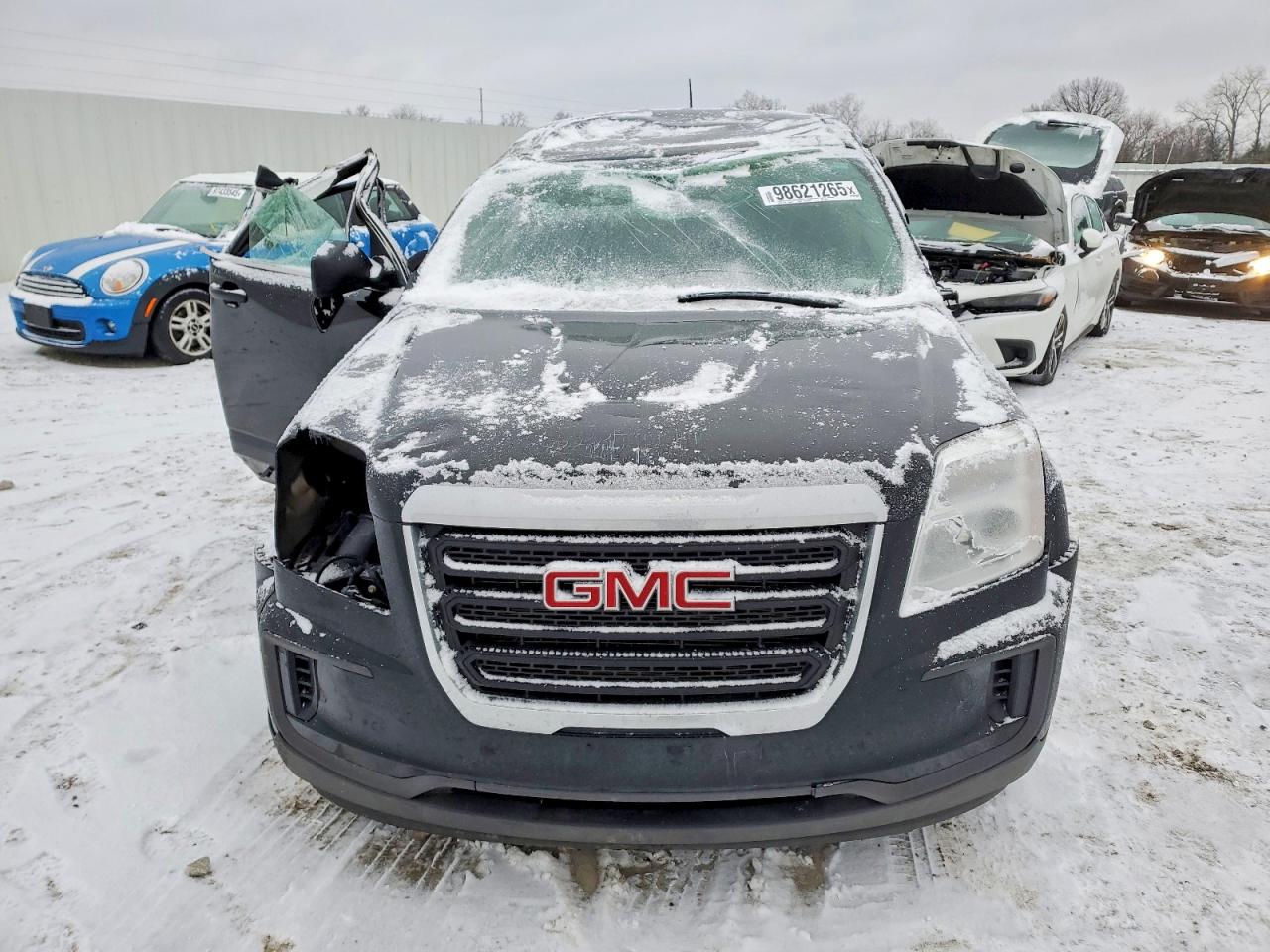 2017 GMC TERRAIN SLE photo 5
