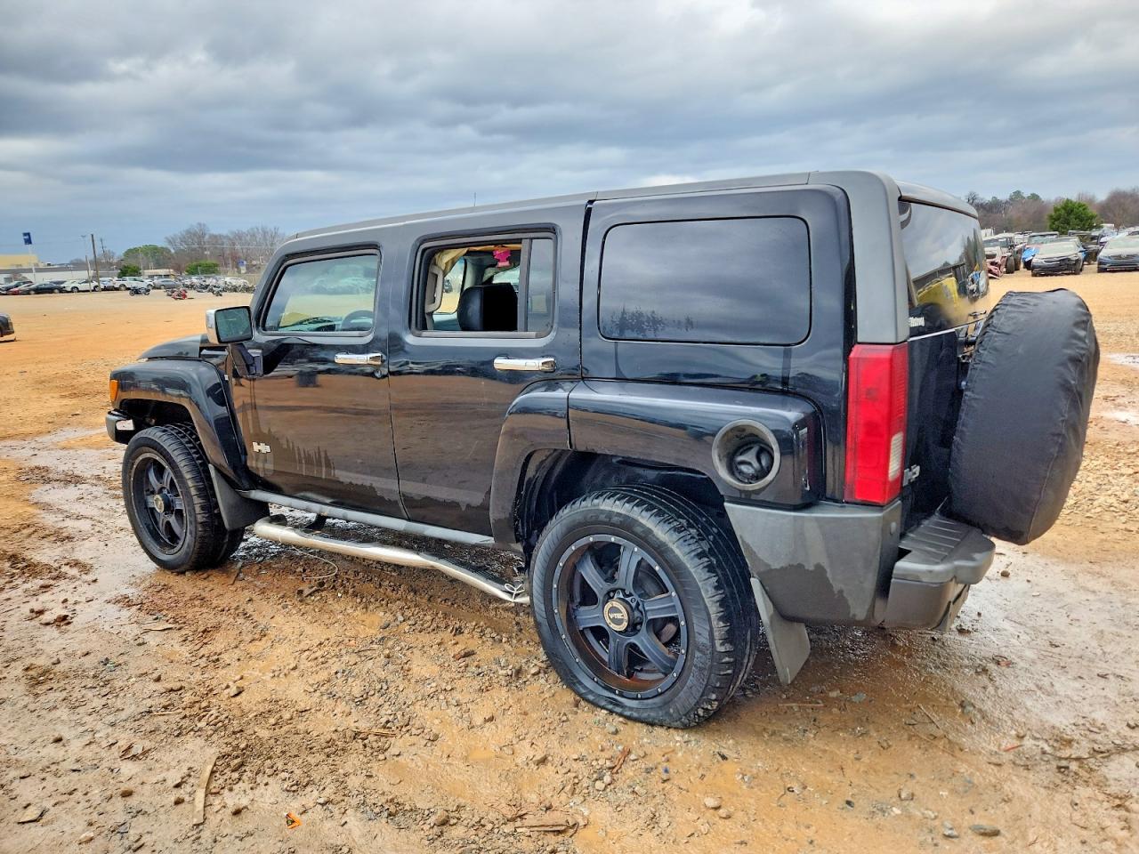 2008 HUMMER H3 ALPHA photo 2