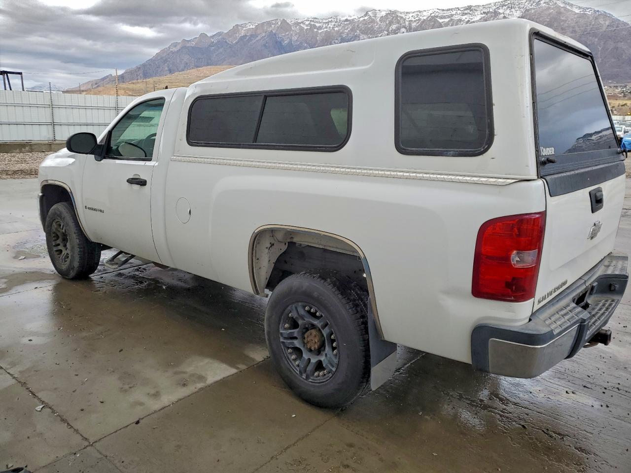 2007 CHEVROLET SILVERADO C2500 HEAVY DUTY photo 2