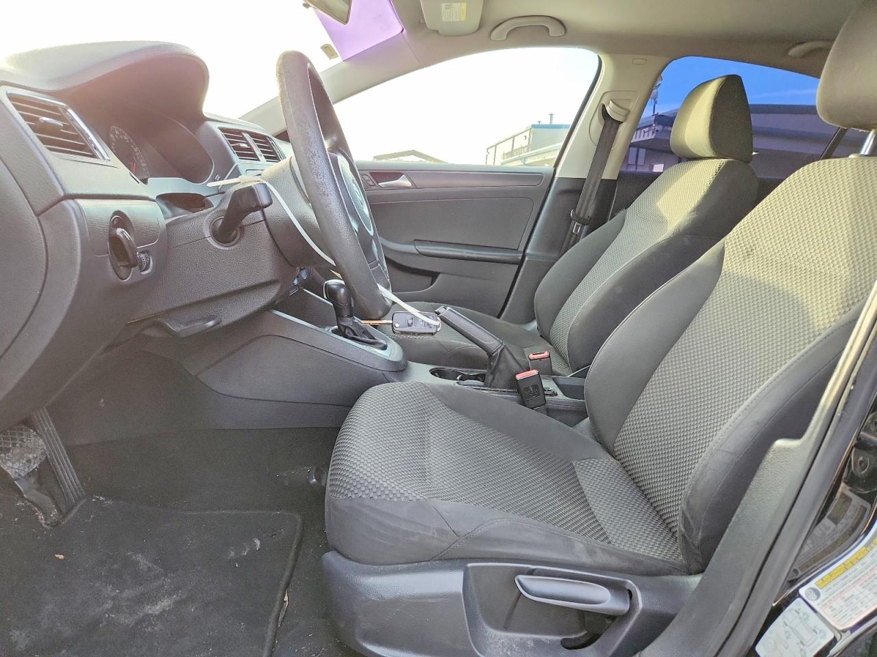 2013 VOLKSWAGEN JETTA BASE photo 7