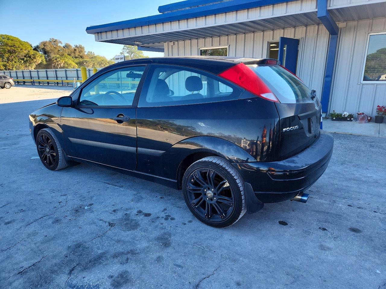 2007 FORD FOCUS ZX3 photo 2