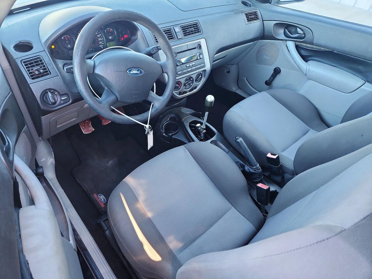 2007 FORD FOCUS ZX3 photo 8