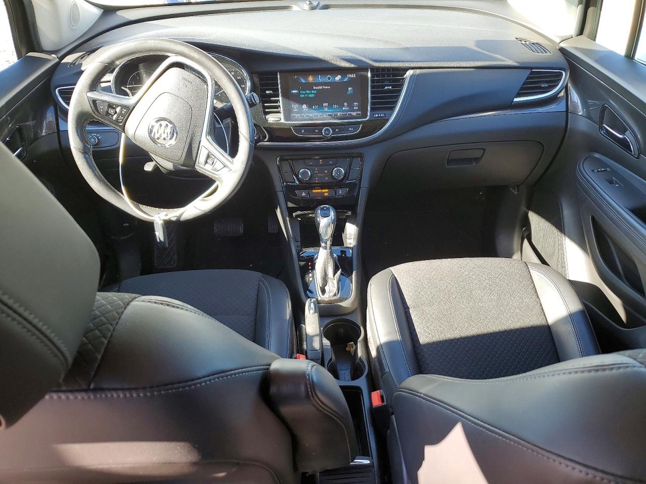 2018 BUICK ENCORE PREFERRED photo 8