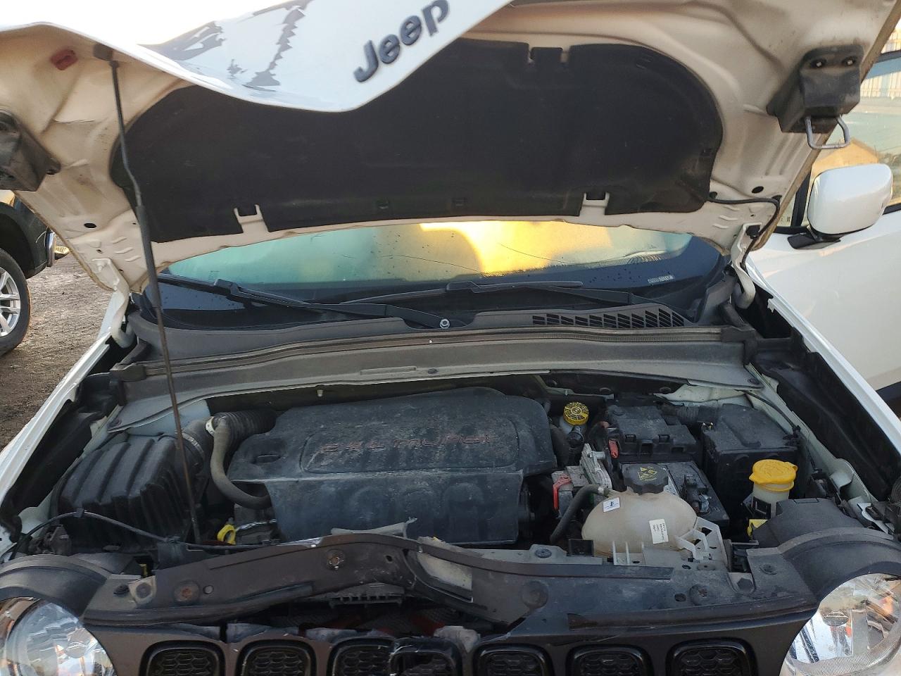 2017 JEEP RENEGADE LATITUDE photo 12