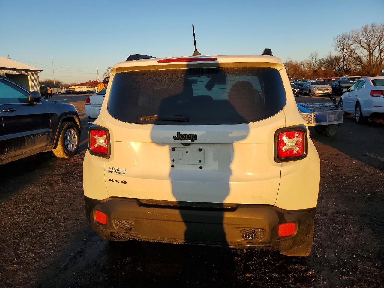 2017 JEEP RENEGADE LATITUDE photo 6