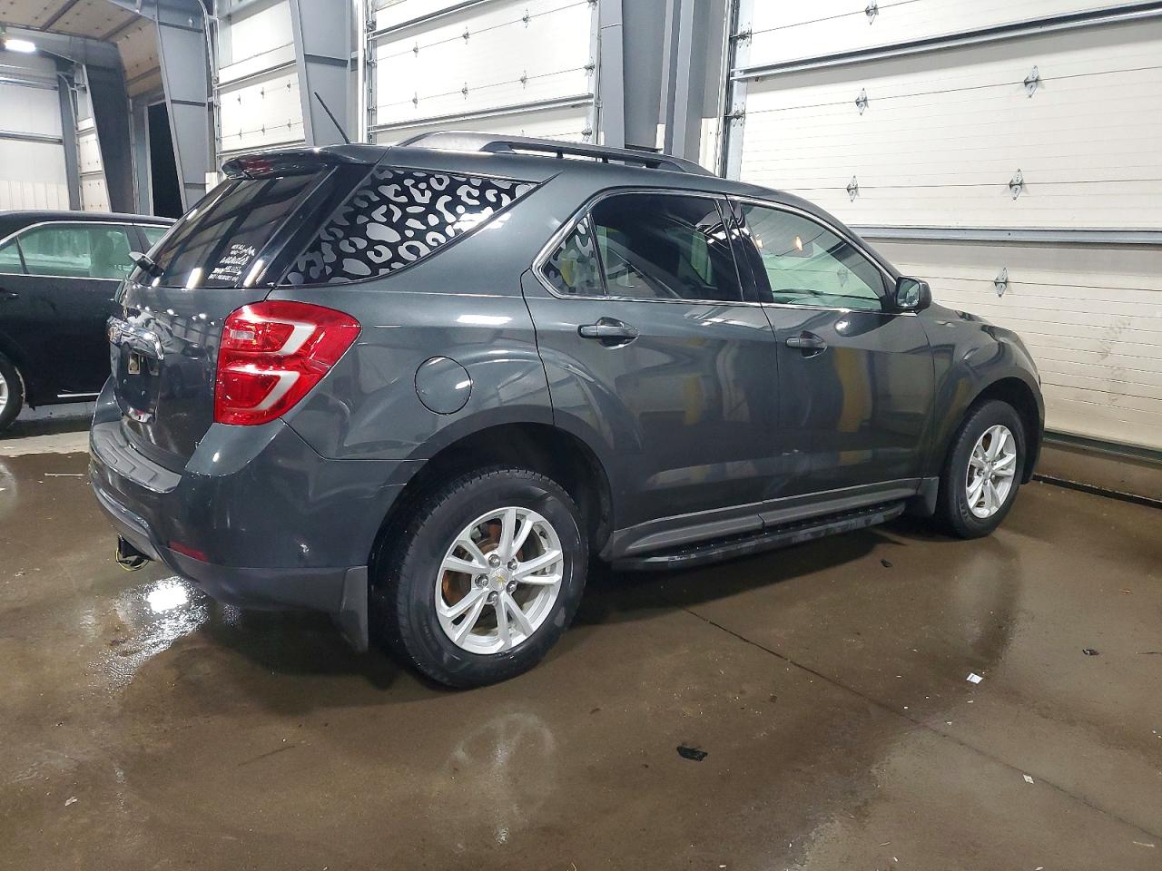 2017 CHEVROLET EQUINOX LT photo 3