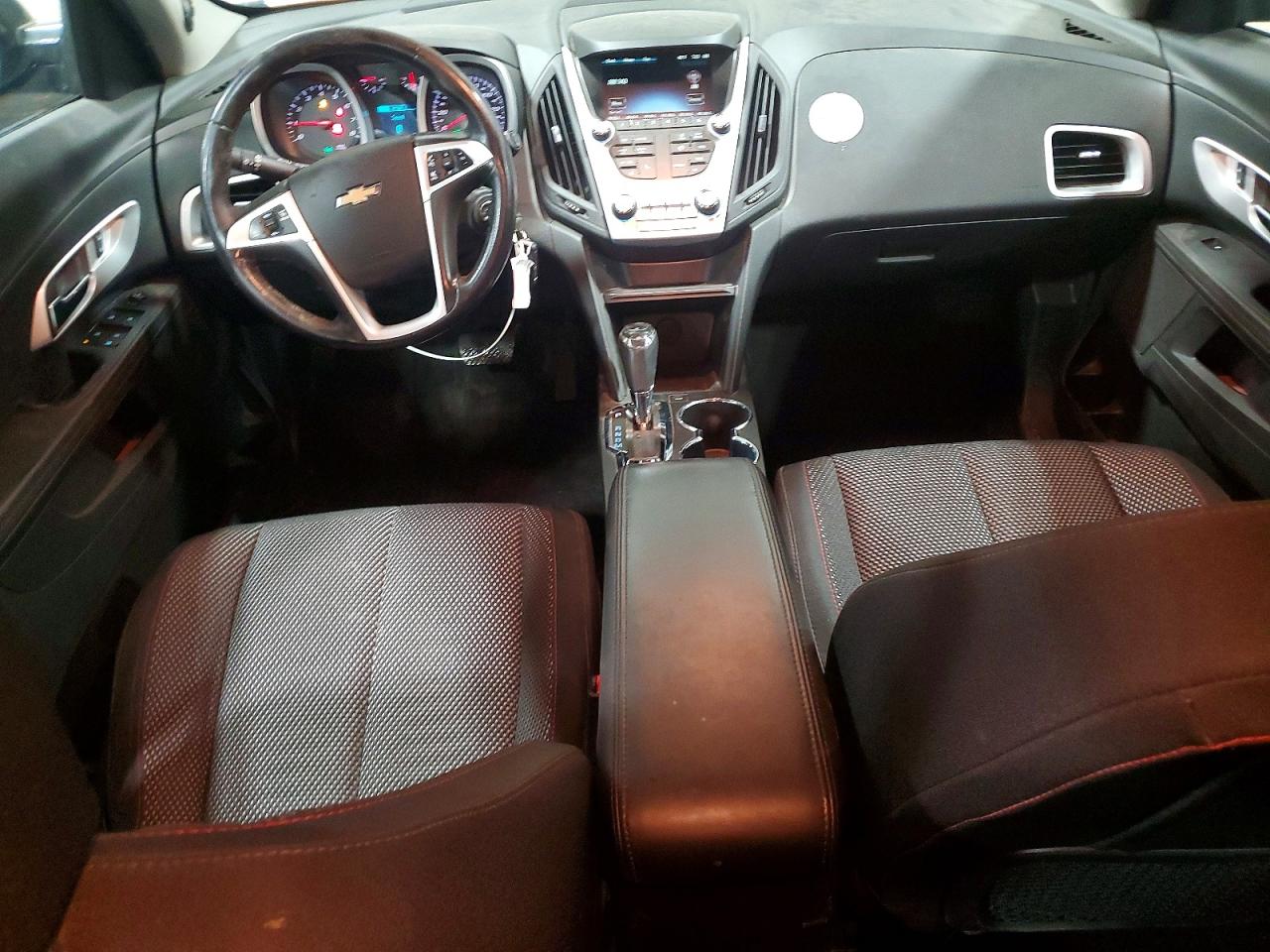 2017 CHEVROLET EQUINOX LT photo 8
