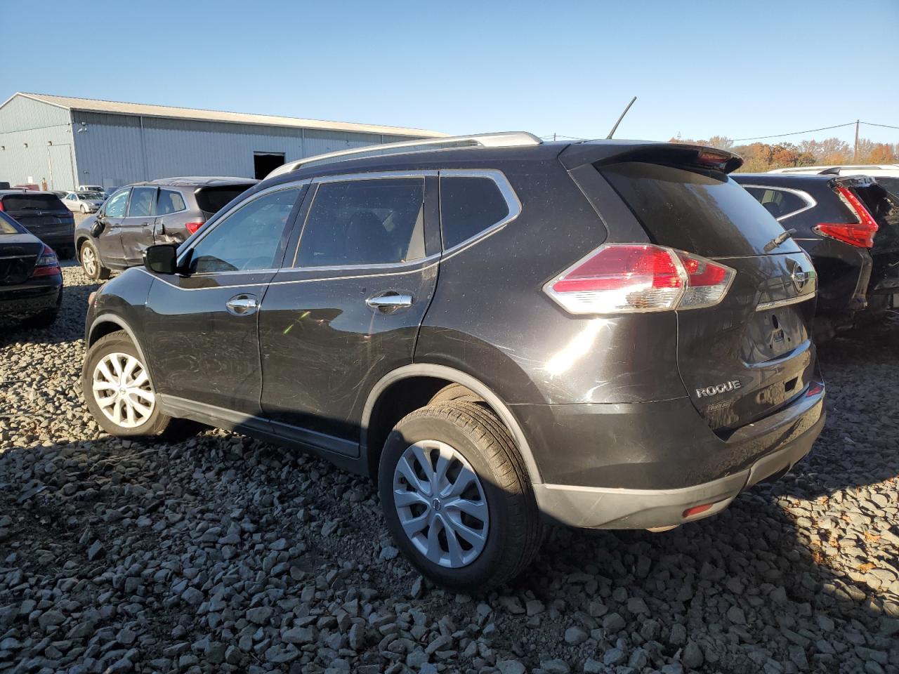2016 NISSAN ROGUE S photo 2
