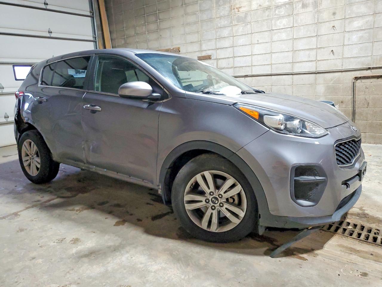 2017 KIA SPORTAGE LX photo 4