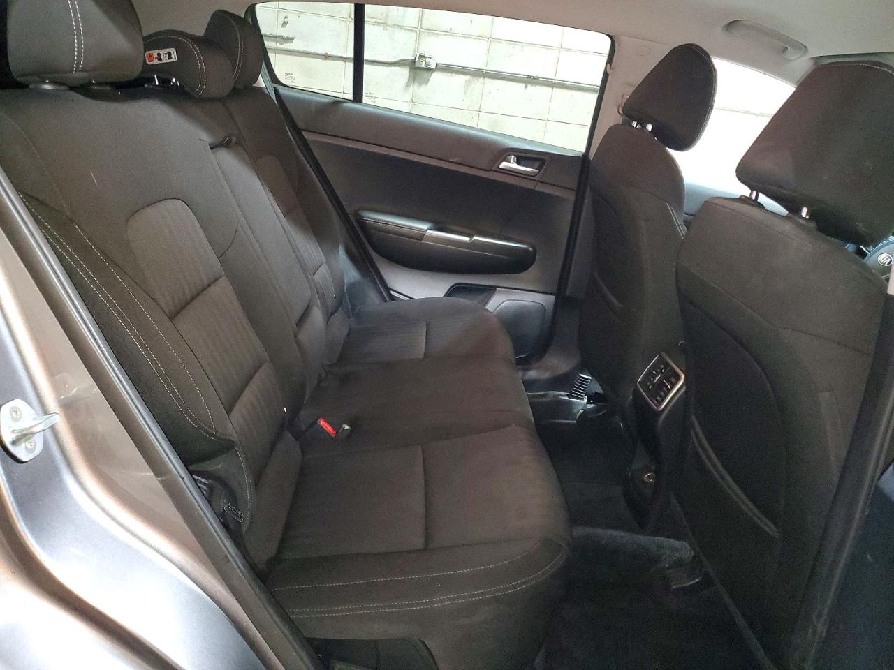 2017 KIA SPORTAGE LX photo 11