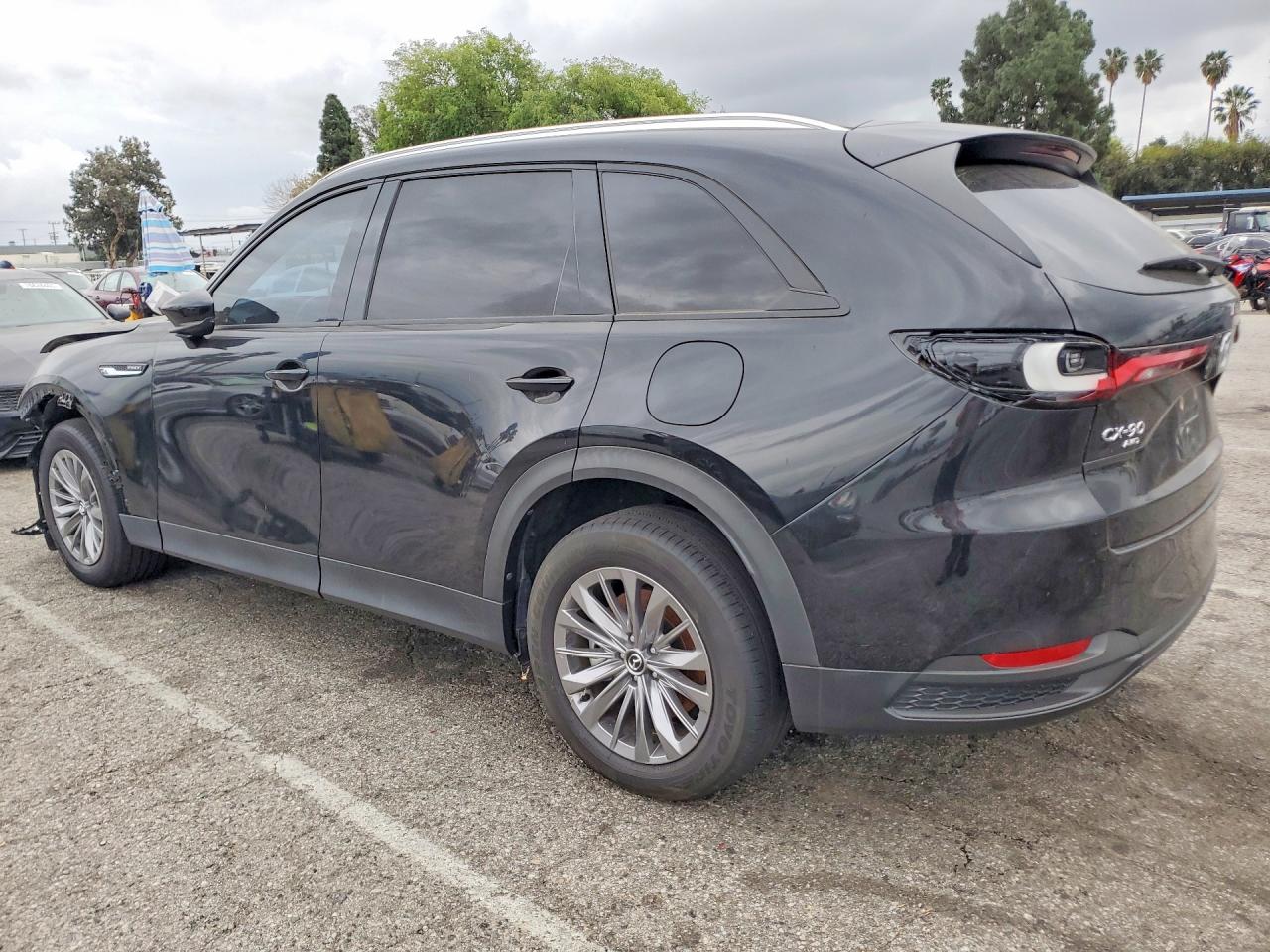 2024 MAZDA CX-90 PREFERRED photo 2