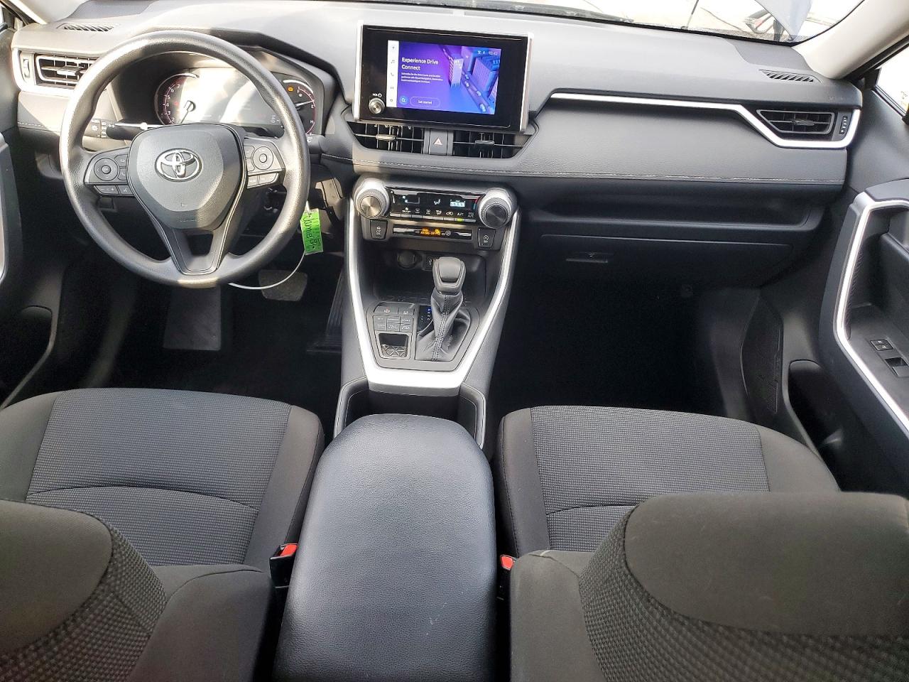 2024 TOYOTA RAV4 LE photo 8