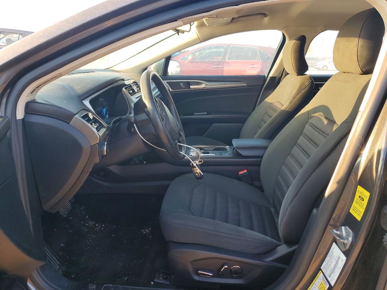 2017 FORD FUSION SE photo 7