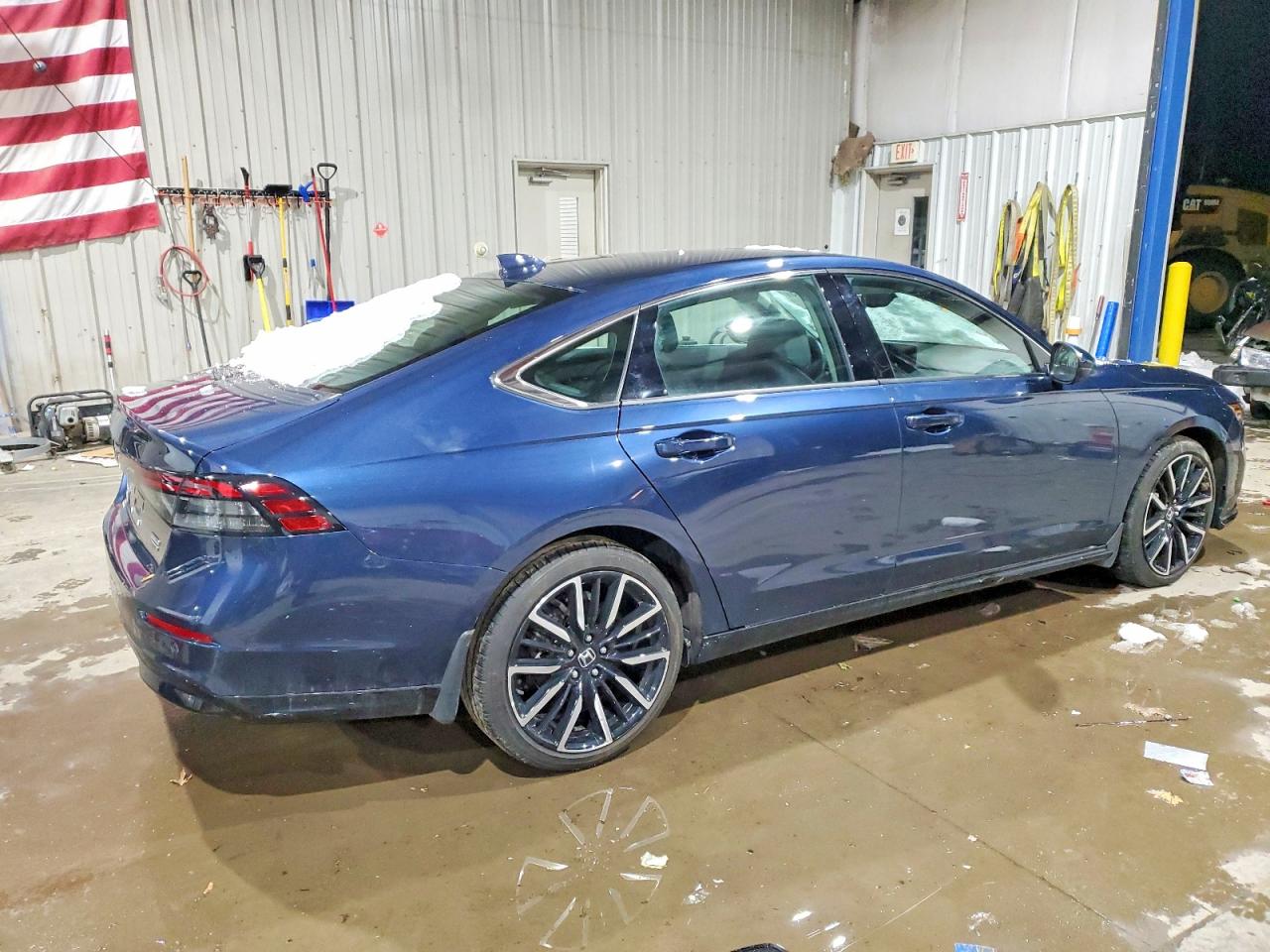 2024 HONDA ACCORD TOURING HYBRID photo 3