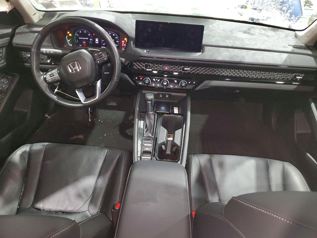 2024 HONDA ACCORD TOURING HYBRID photo 8