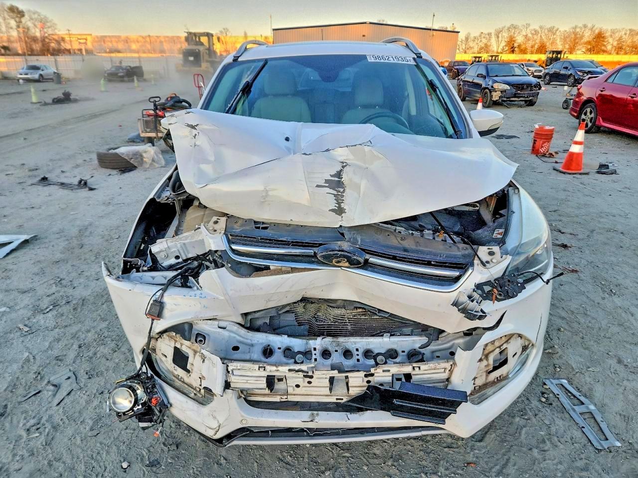 2015 FORD ESCAPE TITANIUM photo 5