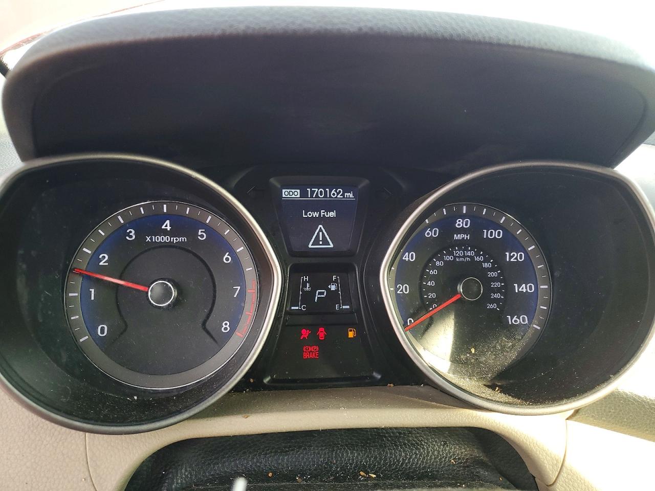 2016 HYUNDAI ELANTRA GT photo 9