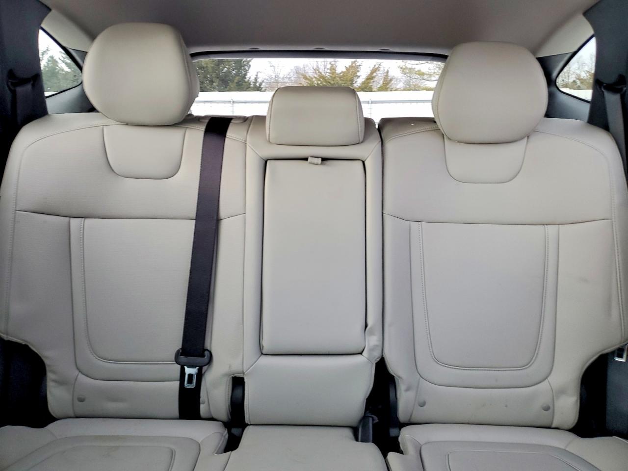 2024 HYUNDAI TUCSON SEL photo 28