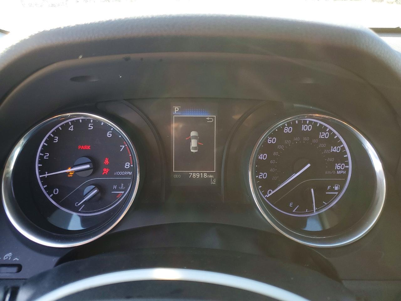2019 TOYOTA CAMRY L photo 9