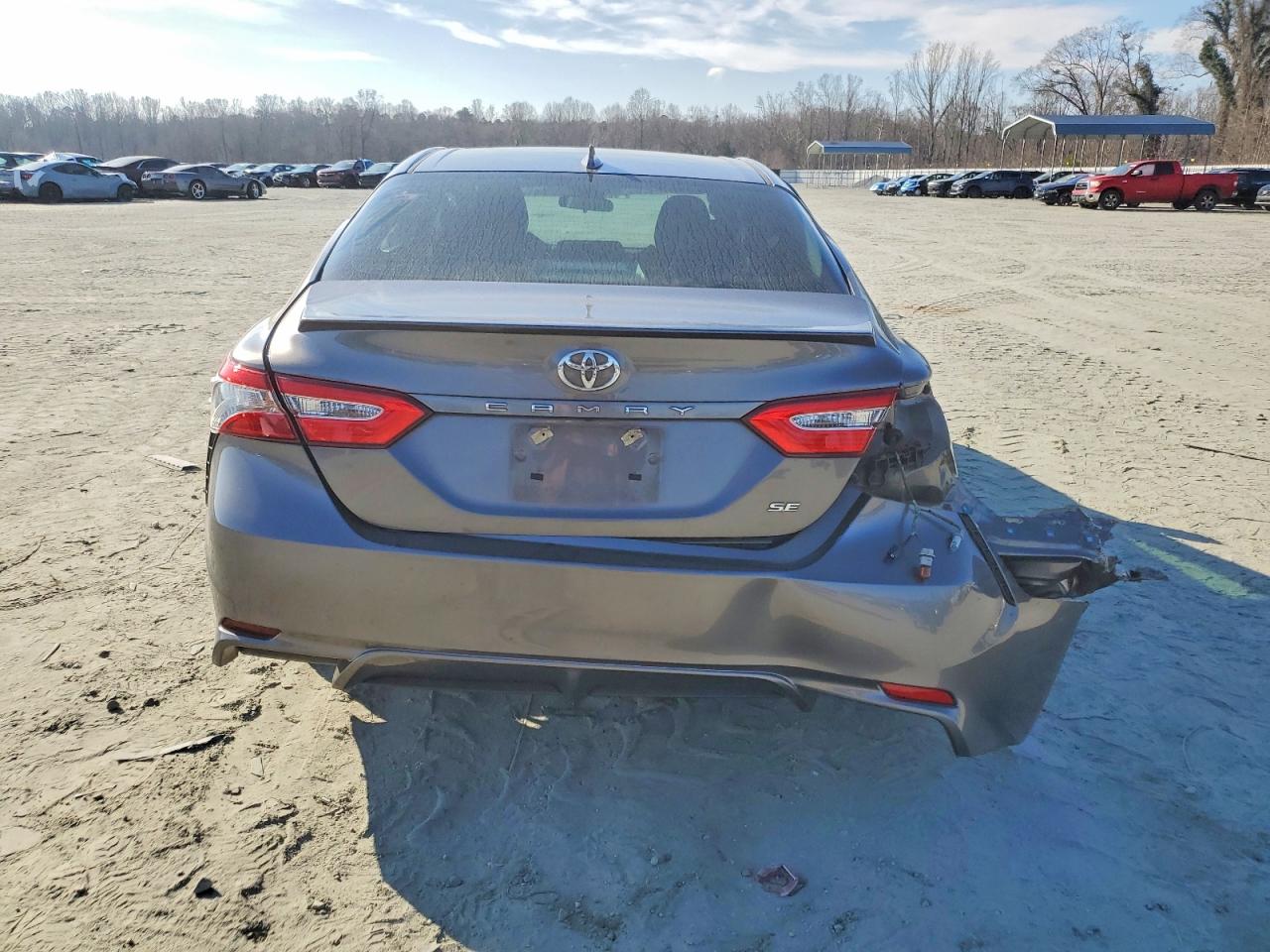 2019 TOYOTA CAMRY L photo 6