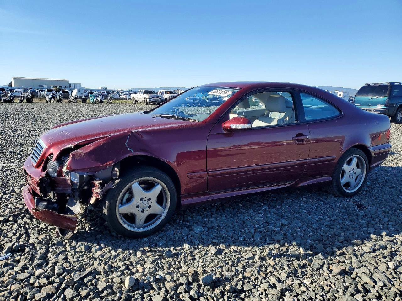 2001 MERCEDES-BENZ CLK
