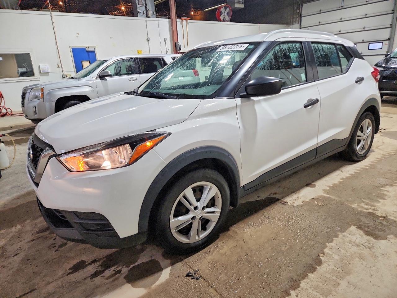 2019 NISSAN KICKS