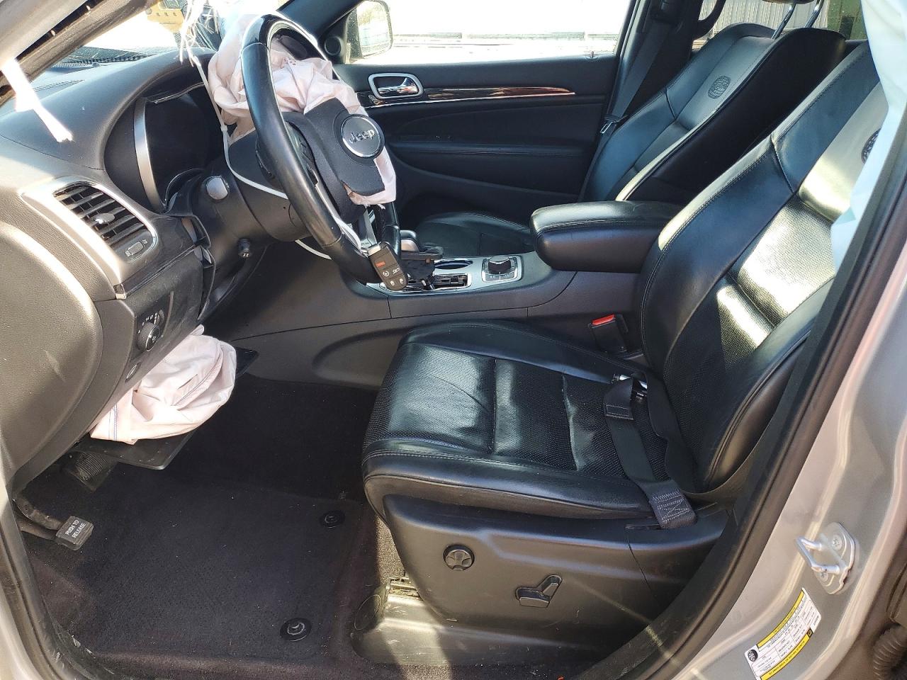 2018 JEEP GRAND CHEROKEE OVERLAND photo 7