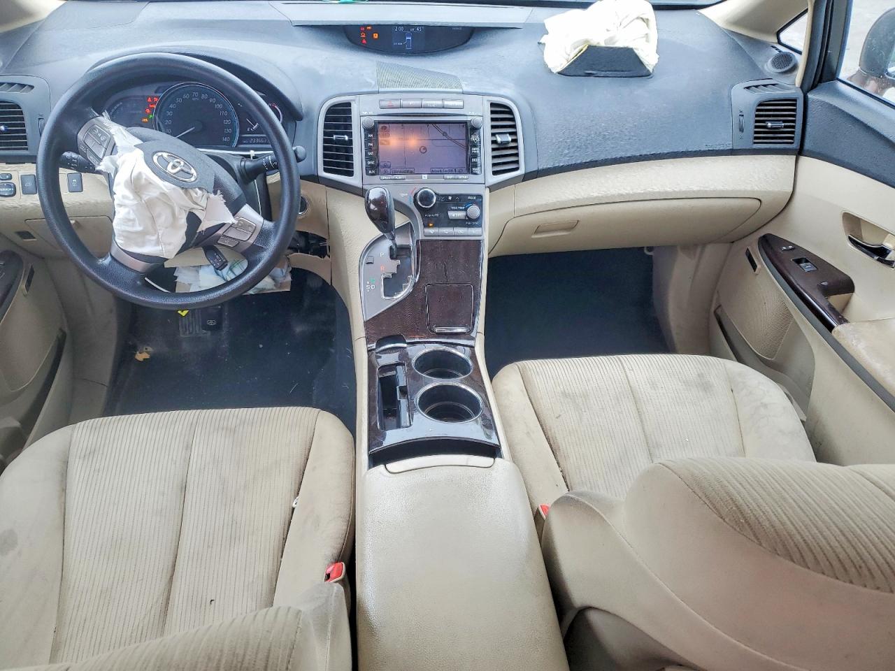2010 TOYOTA VENZA photo 8