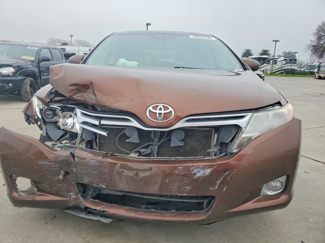 2010 TOYOTA VENZA photo 5
