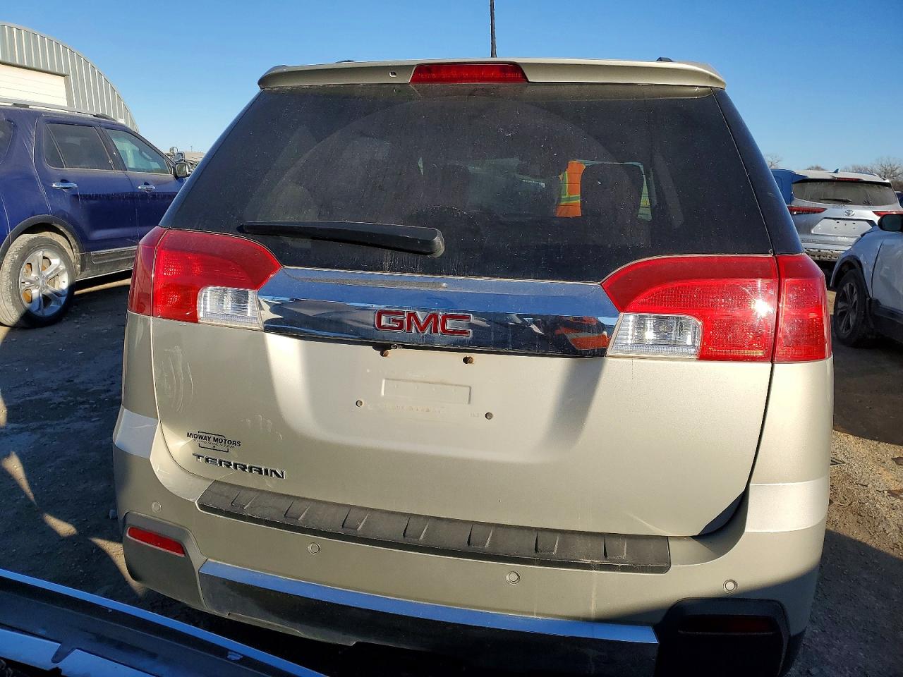2013 GMC TERRAIN SLT photo 6