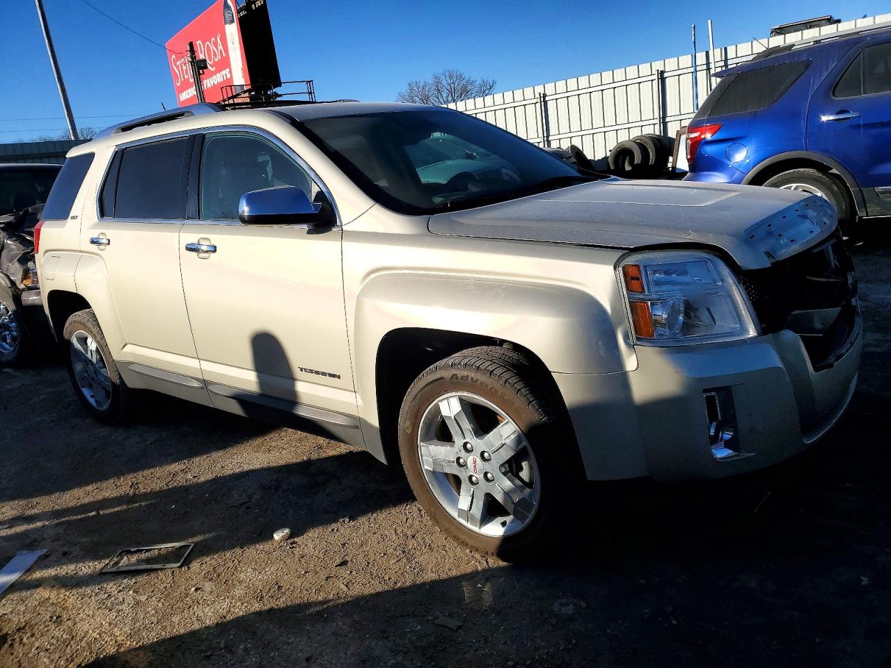 2013 GMC TERRAIN SLT photo 4