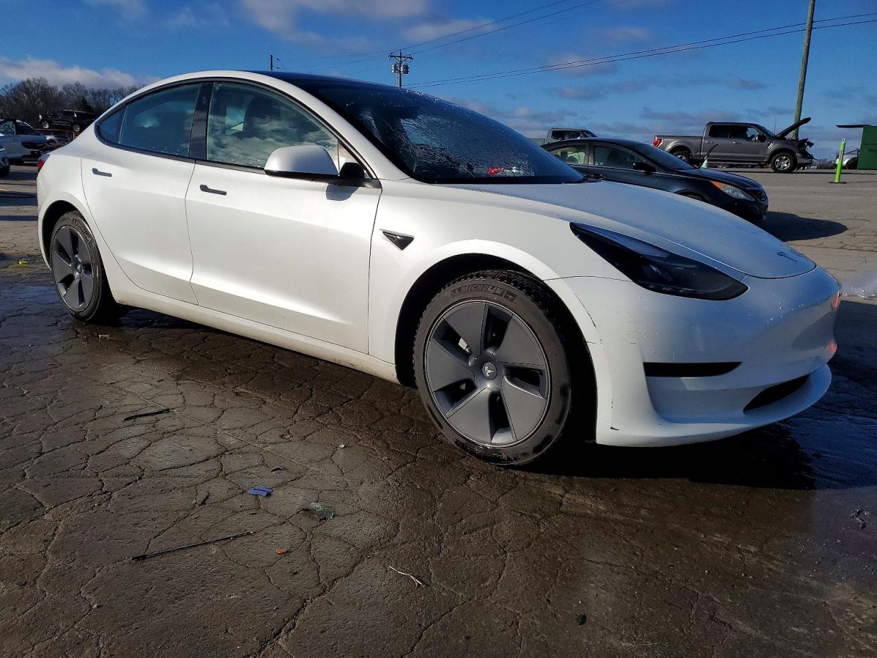2023 TESLA MODEL 3 photo 4