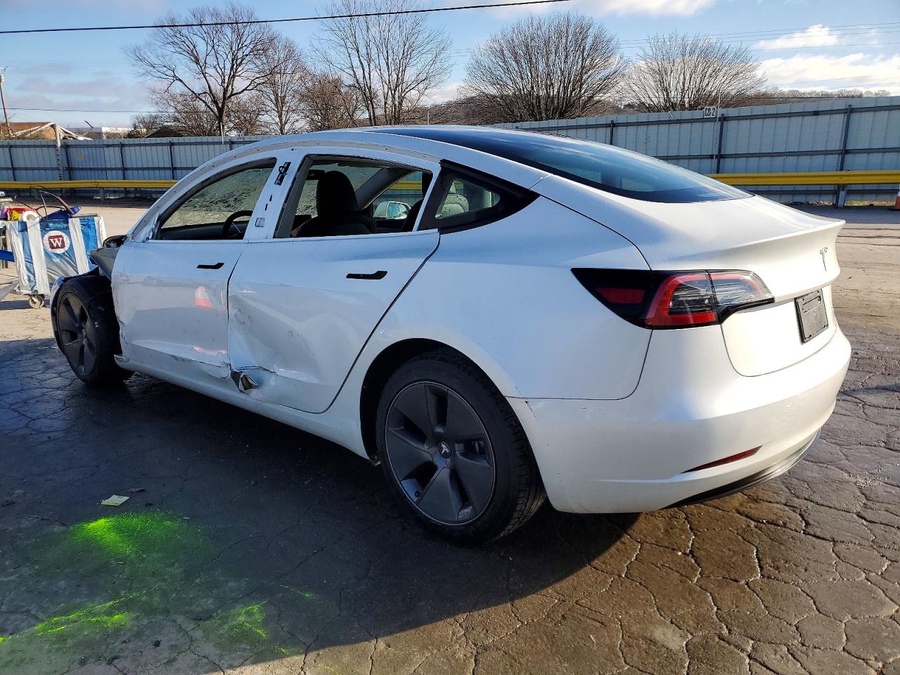 2023 TESLA MODEL 3 photo 2
