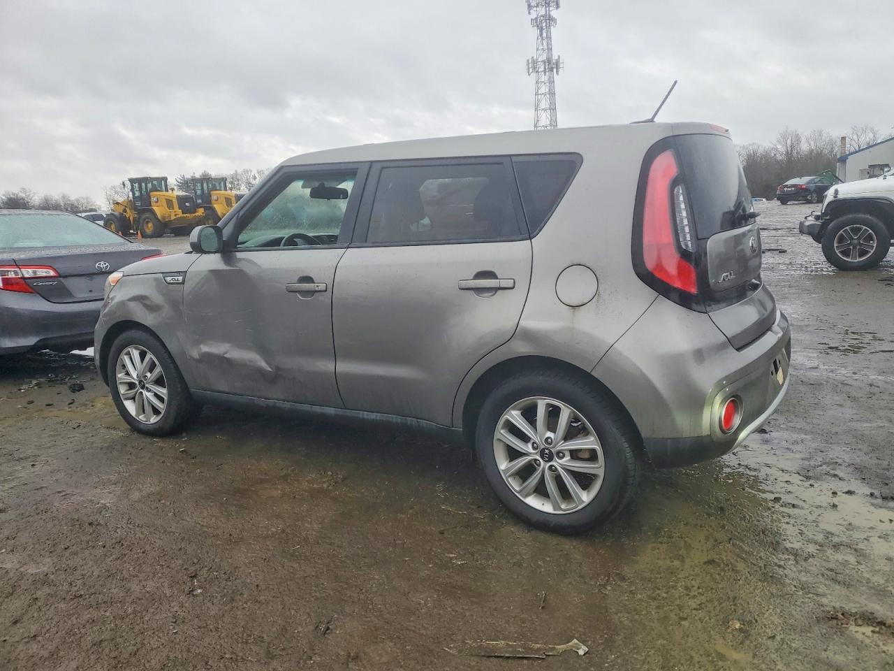 2018 KIA SOUL + photo 2