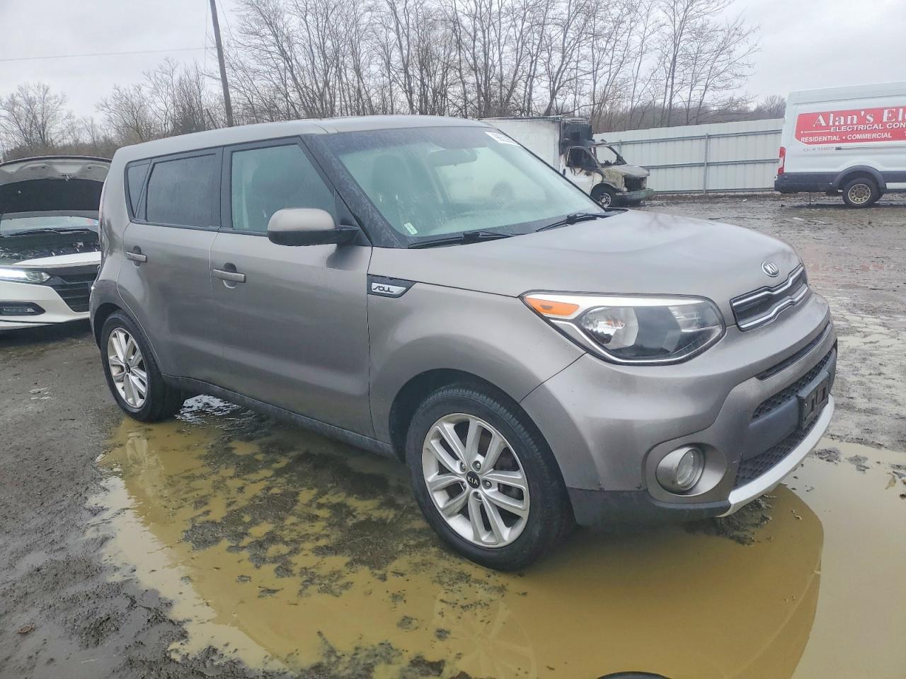 2018 KIA SOUL + photo 4