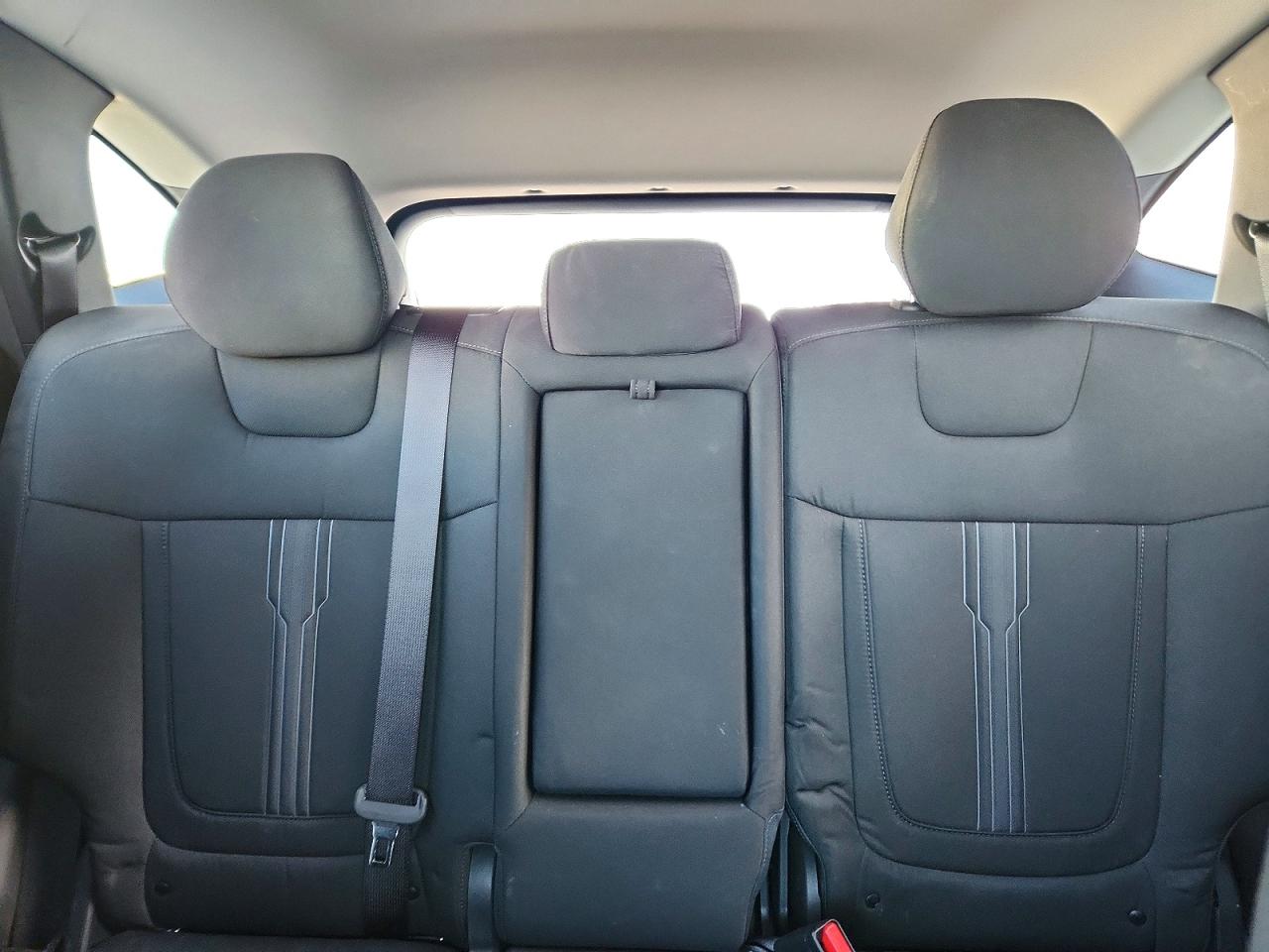 2025 HYUNDAI TUCSON SEL photo 10