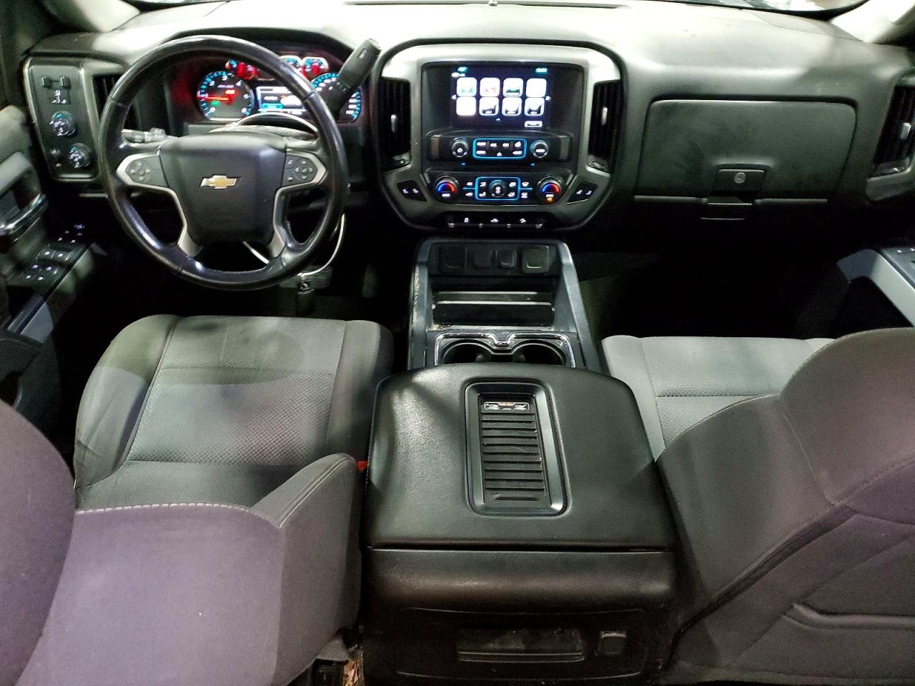 2017 CHEVROLET SILVERADO K1500 LT photo 8