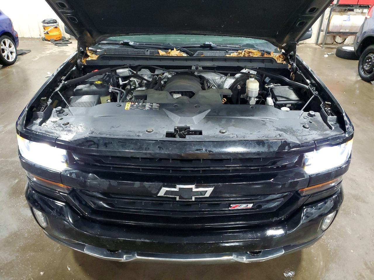 2017 CHEVROLET SILVERADO K1500 LT photo 11