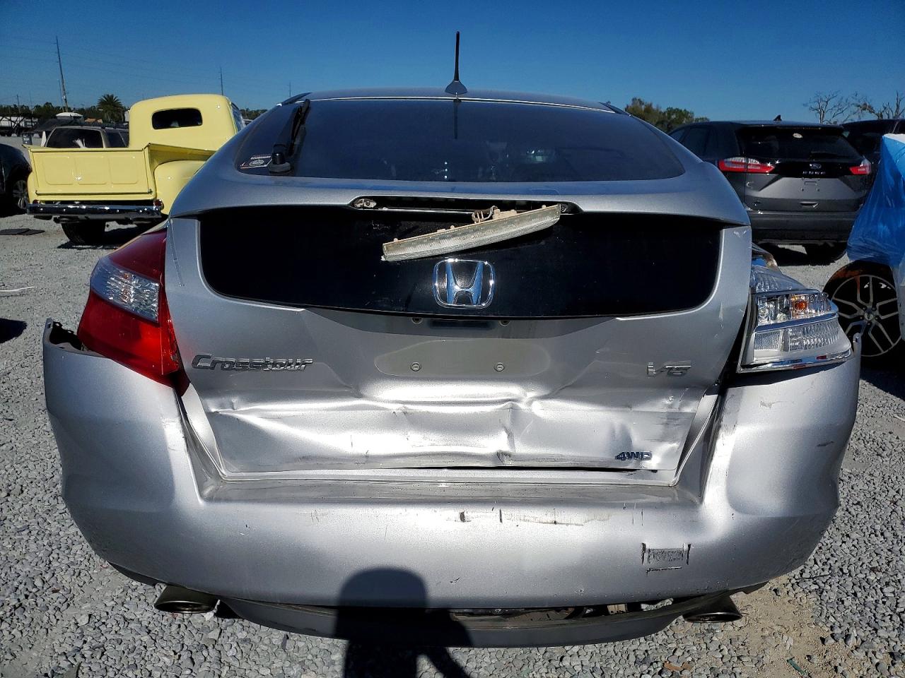 2012 HONDA CROSSTOUR EXL photo 6