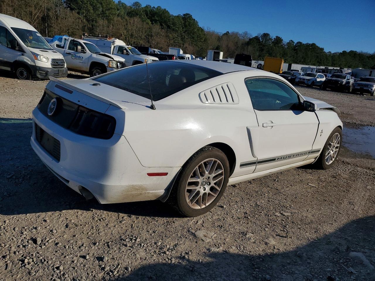 2014 FORD MUSTANG photo 3